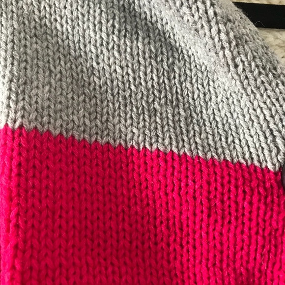 Cardigans - Picture 3 of 3